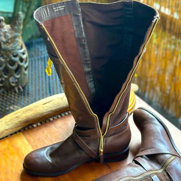 Cole Haan Dorian brown leather/stretch equestrian knee boot. Size 9.5 - Picture 11 of 11